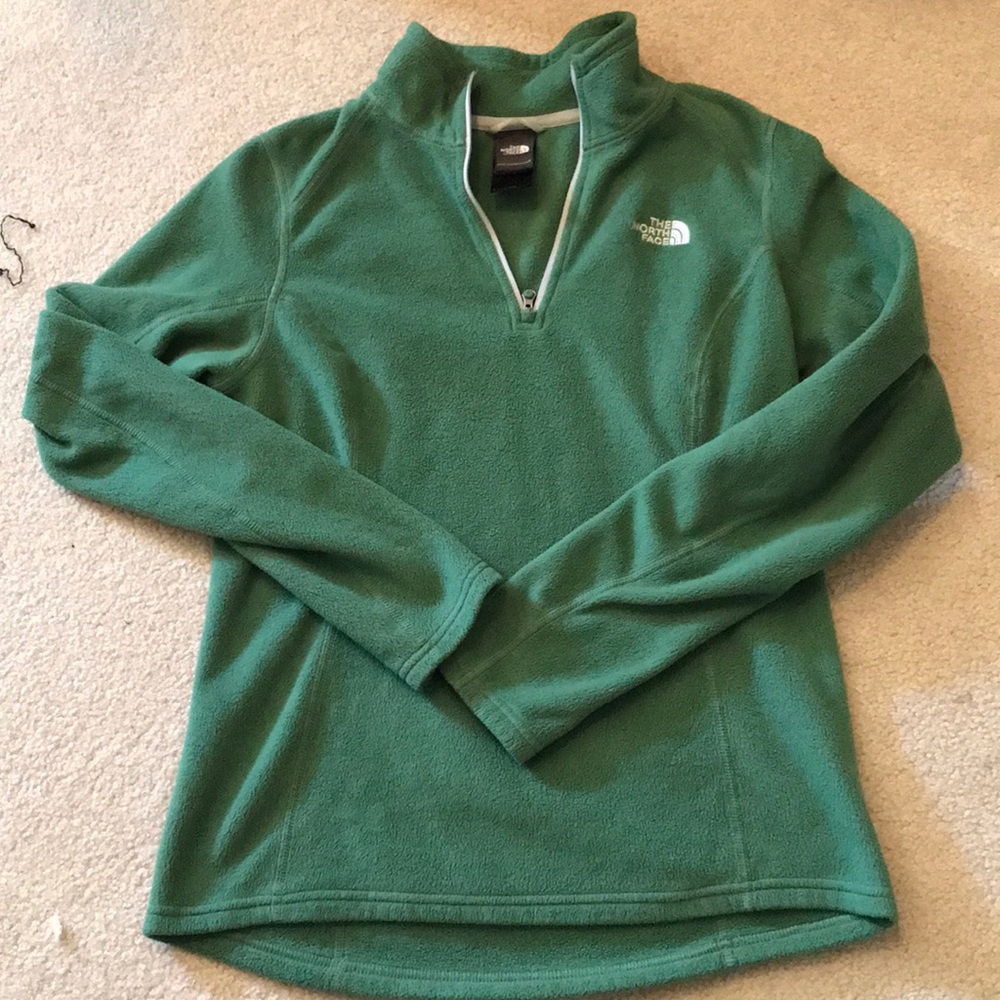 The North Face quarter zip Small